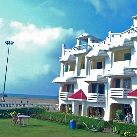 Hotel New Shankar International Пури Екстериор снимка